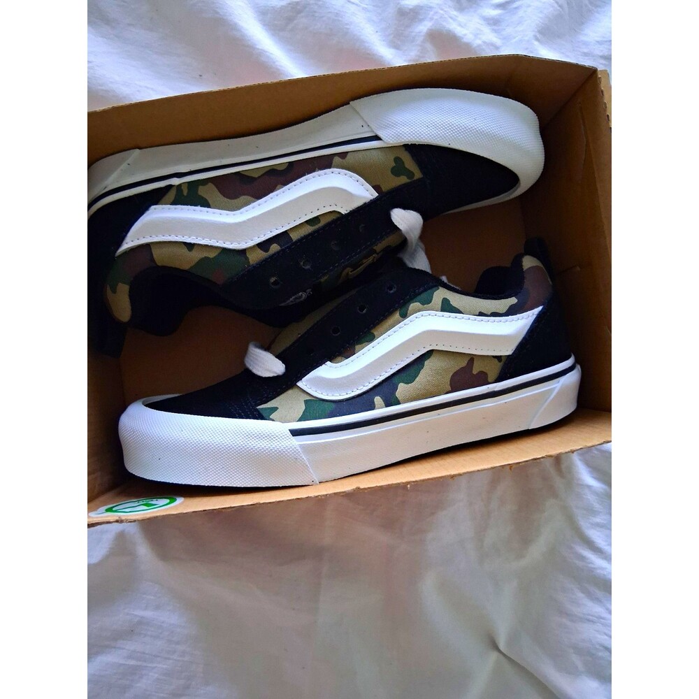 Vans Knu Skool Unisex Kids Camo Canvas Sneakers Black/Green US 3.5 EU 34.5